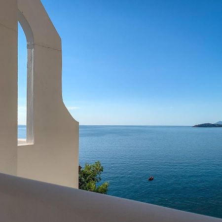 Muses Seaside Villas Parálion Ástros Екстериор снимка