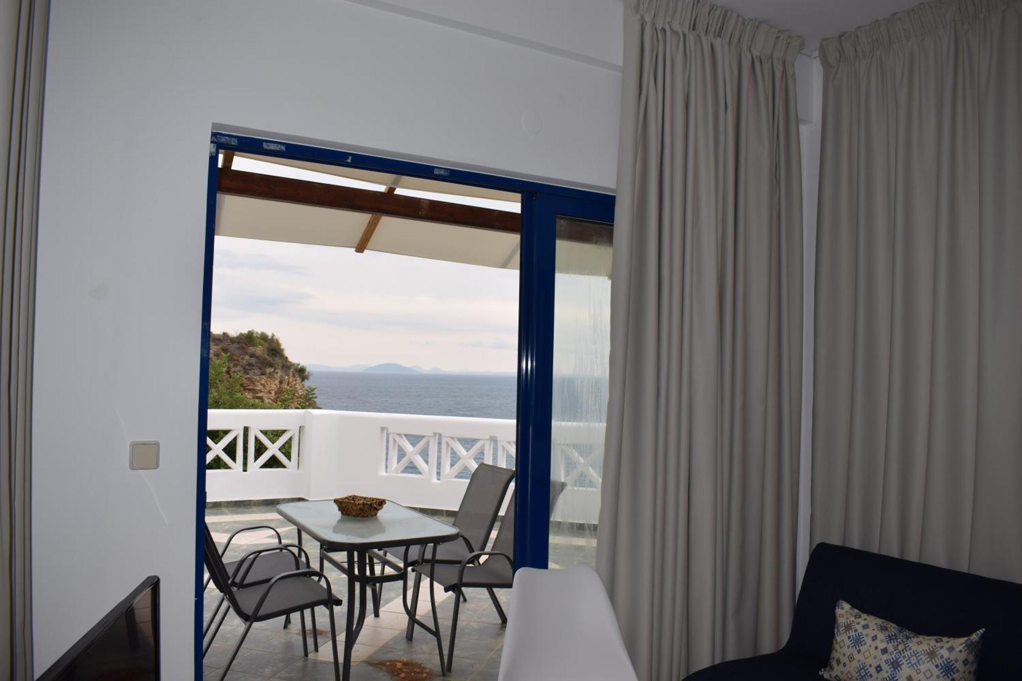 Muses Seaside Villas Parálion Ástros Екстериор снимка