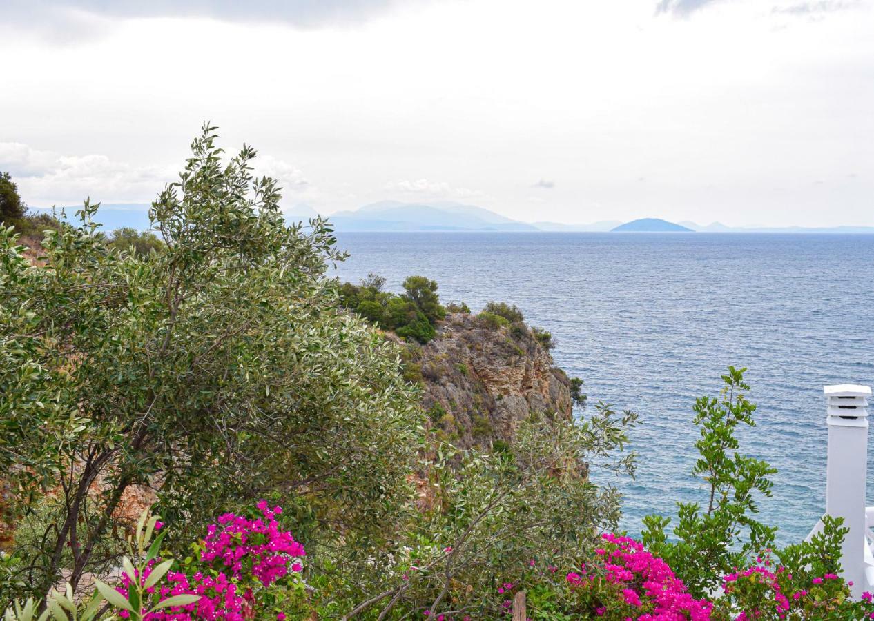 Muses Seaside Villas Parálion Ástros Екстериор снимка