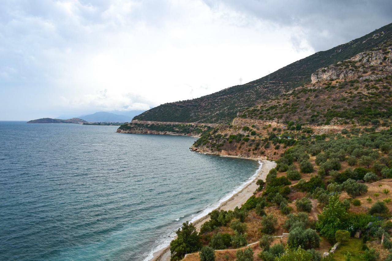 Muses Seaside Villas Parálion Ástros Екстериор снимка