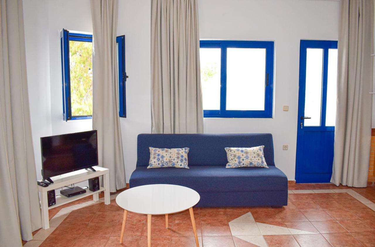 Muses Seaside Villas Parálion Ástros Екстериор снимка